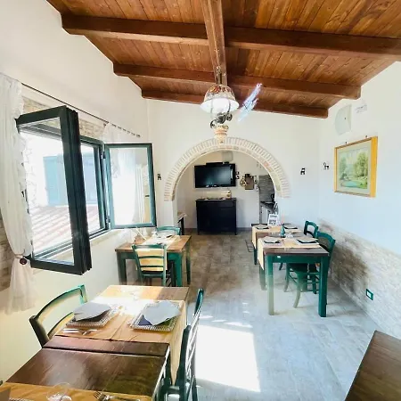 Vila Captivating 5-Bed Villa In Sulmona A Place To Be! *