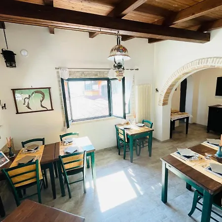 Vila Captivating 5-Bed Villa In Sulmona A Place To Be!